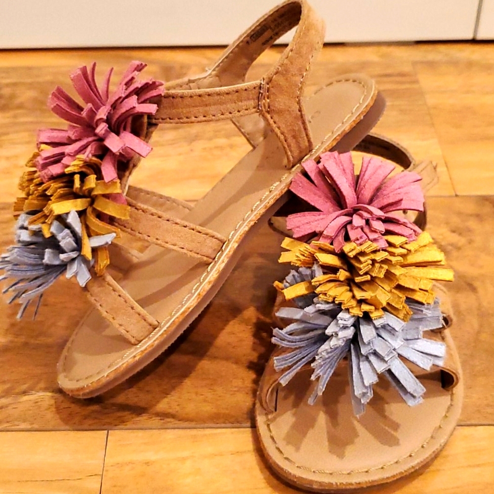 Old Navy pom pom sandals toddler girl size 7